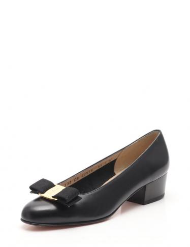 Salvatore Ferragamo・シューズ・ヴァラリボン パンプス レザー