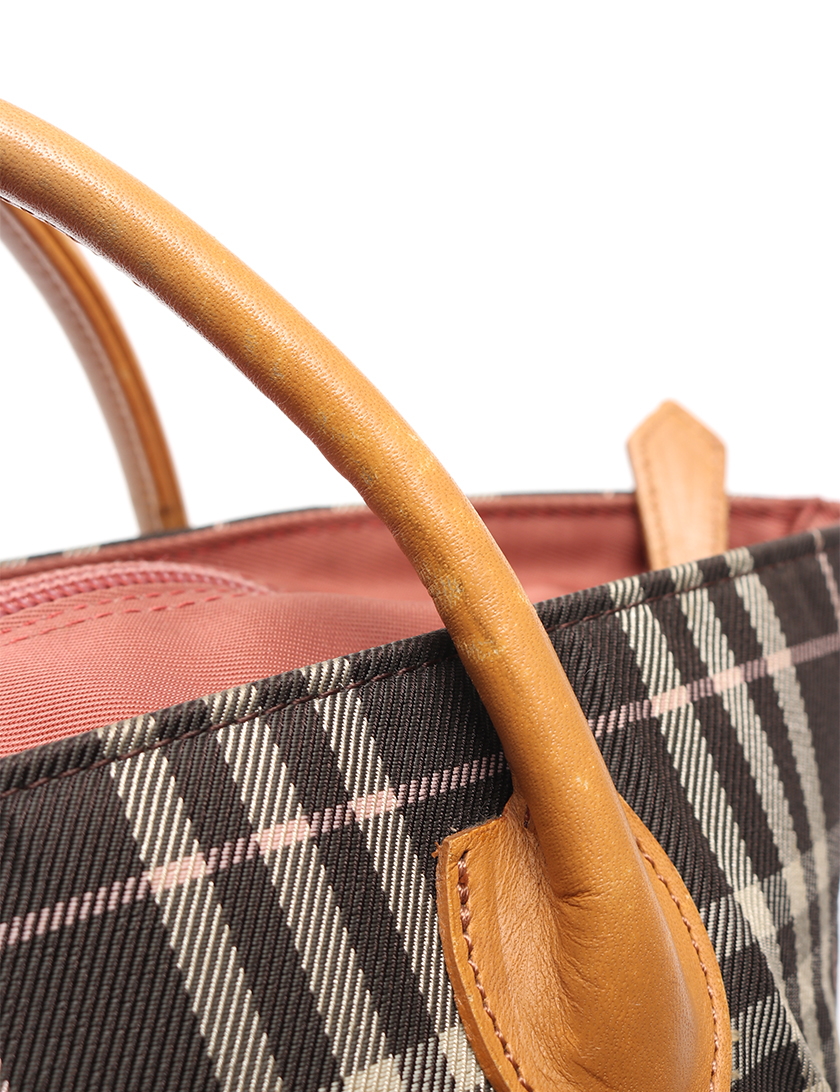 バーバリーブルーレーベル(BURBERRY BLUE LABEL)|トートバッグ|ナイロンキャンバス|レザー|グレーブラウン|アイボリー|ピンク|ハイブランド・ブランド専門の中古通販サイト(420437) バーバリーブルーレーベル(BURBERRY BLUE LABEL)|トートバッグ|ナイロンキャンバス|レザー|グレーブラウン|アイボリー|ピンク|ハイブランド・ブランド専門の中古通販サイト(420437)