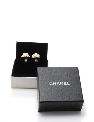 シャネル(CHANEL)キノコモチーフ|イヤリング|ハイブランド シャネル(CHANEL)キノコモチーフ|イヤリング|ハイブランド