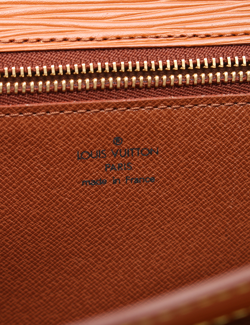 ルイヴィトン(LOUIS VUITTON)ポシェット|セリエ|ドラゴンヌ|エピ ルイヴィトン(LOUIS VUITTON)ポシェット|セリエ|ドラゴンヌ|エピ