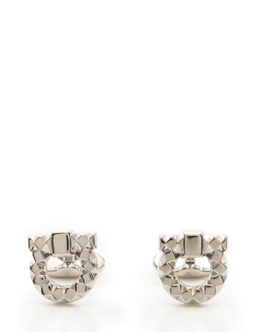 ブランド Salvatore カフスボタン シルバーの通販 By Kururu S Shop サルヴァトーレフェラガモならラクマ Ferragamo フェラガモ ガンチーニ のみです Revistafactual Com Br