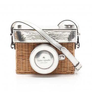 ケイトスペード(kate spade)Grand|Tour|Wicker|Camera|Bag|ショルダーバッグ|かごバッグ|ラタン|レザー|シルバー|茶色|カメラ|ハイブランド・ブランド専門の中古通販サイト(590960)
