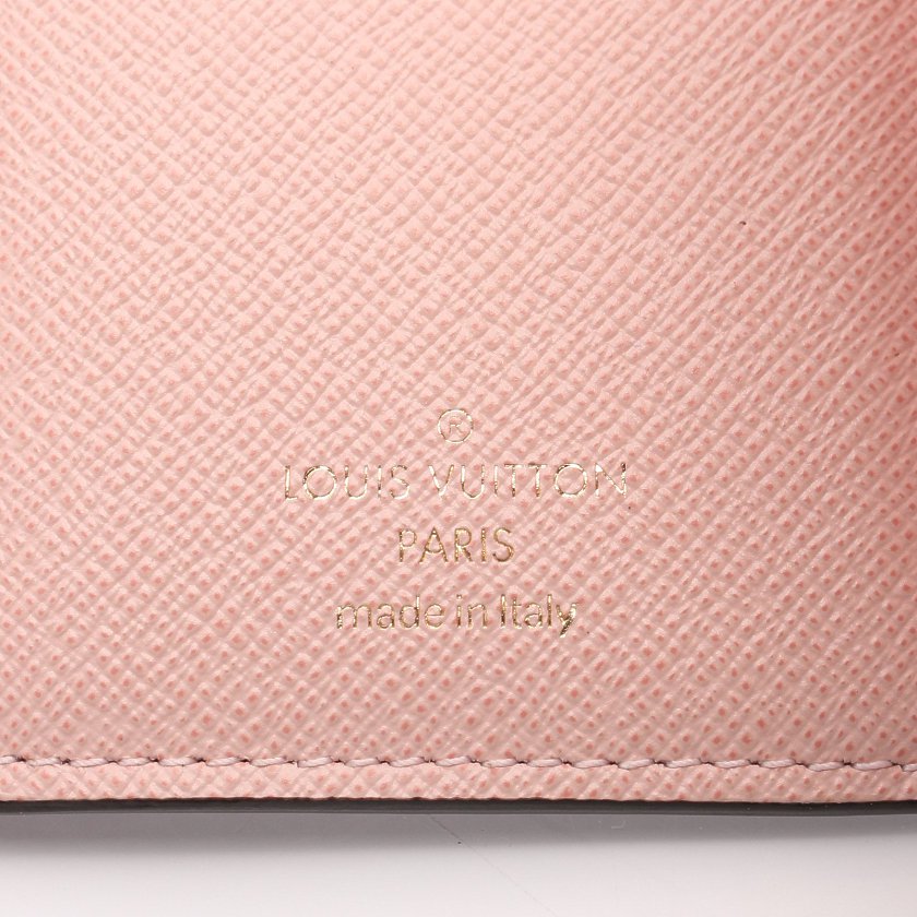 ルイヴィトン(LOUIS VUITTON)ポルトフォイユ|ヴィクトリーヌ|ダミエエベヌ|三つ折り財布|PVC|ライトブラウン|ブラウン|ピンク|ローズバレリーヌ|ハイブランド・ブランド専門の中古通販サイト(643076)