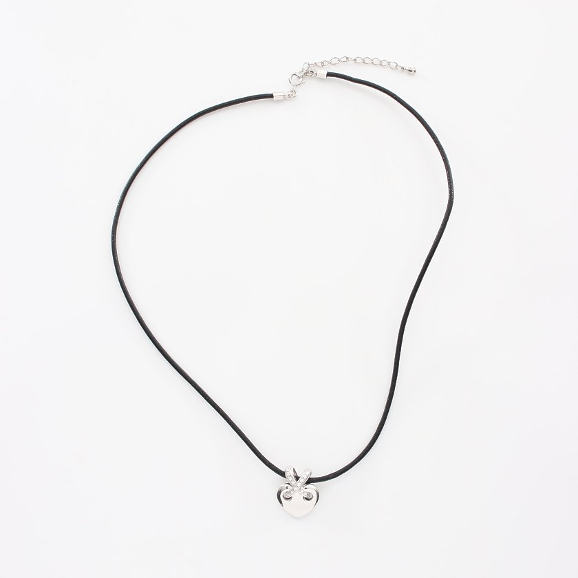ショーメ(CHAUMET)リアン|ドゥ|ショーメ|ハート|ネックレス|K18WG|ダイヤモンド|ホワイトゴールド|ハイブランド・ブランド専門の中古通販サイト(643326)