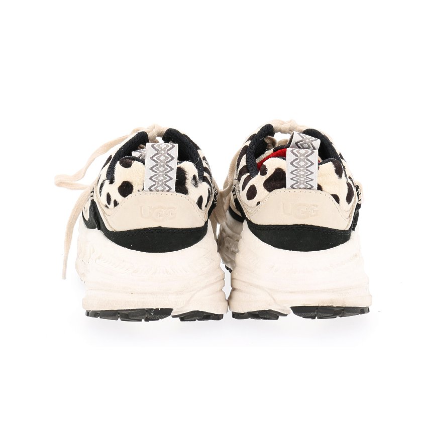 アグオーストラリア Ugg Australia Ugg Atomos Ca805 Dalmatian ダルメシアン スニーカー ハラコ レザー ベージュ 黒 マルチカラー Treadlited By Ugg ハイブランド ブランド専門の中古通販サイト