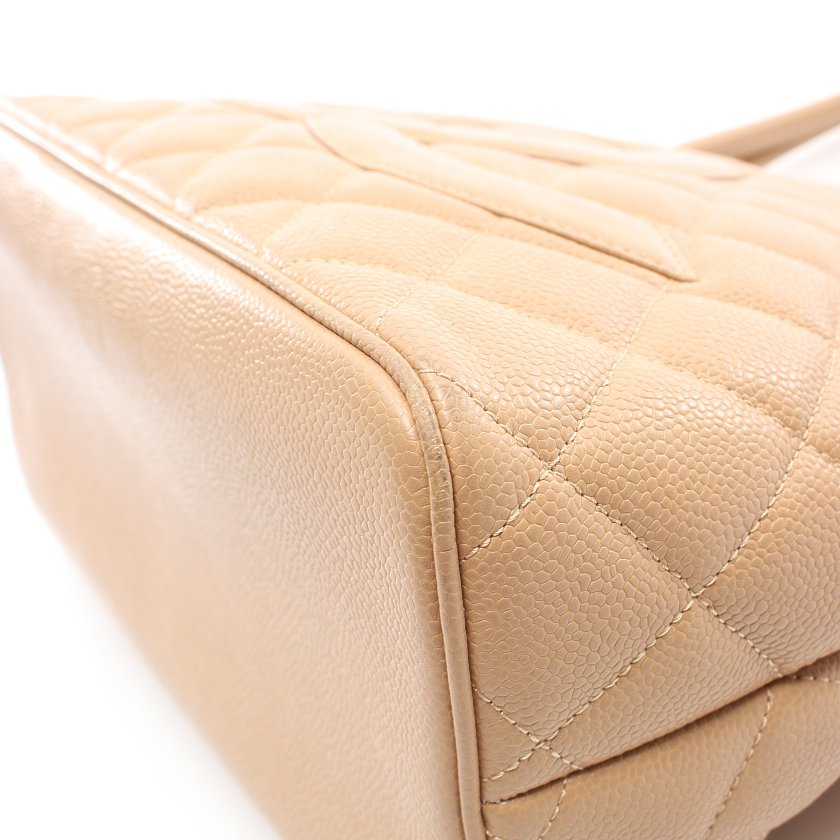 シャネル(CHANEL)復刻トート|トートバッグ|キャビアスキン|ベージュ|ゴールド金具|ハイブランド・ブランド専門の中古通販サイト(653173)
