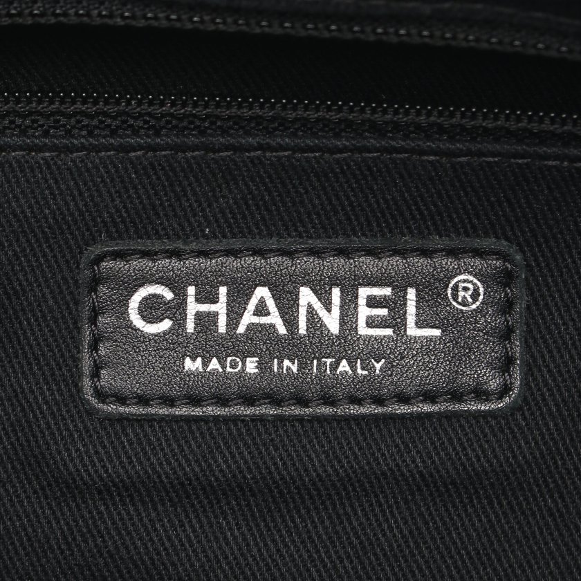 シャネル(CHANEL)マトラッセ|チェーントートバッグ|ソフトキャビアスキン|ブラック|ハイブランド・ブランド専門の中古通販サイト(656691) シャネル(CHANEL)マトラッセ|チェーントートバッグ|ソフトキャビアスキン|ブラック|ハイブランド・ブランド専門の中古通販サイト(656691)