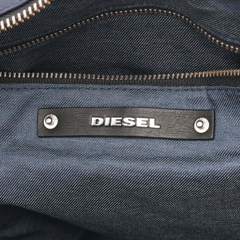 ディーゼル Diesel ハンドバッグ デニム ナイロン レザー ブルー ネイビー ブラック キルティング スタッズ 2way ハイブランド ブランド専門の中古通販サイト 6591