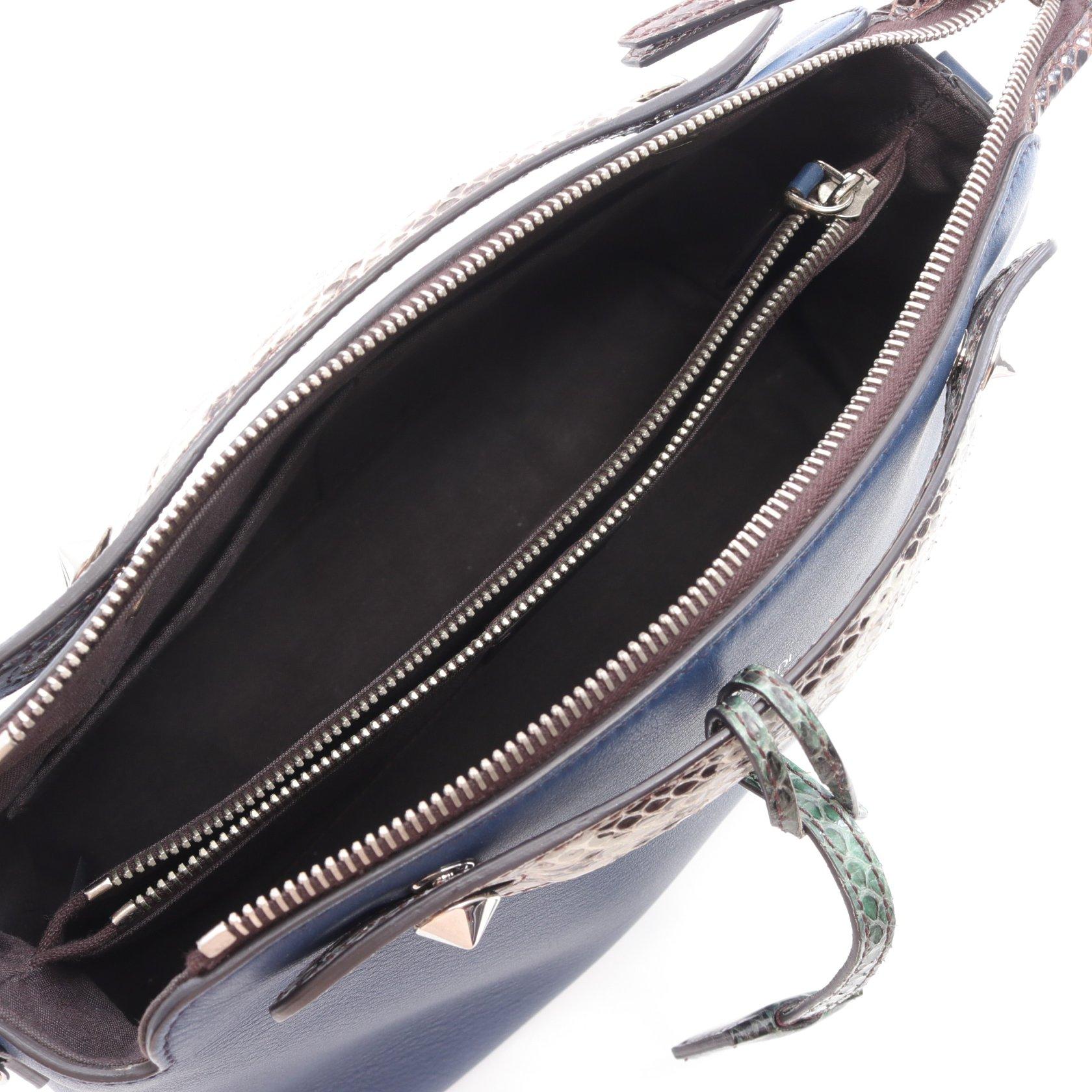 フェンディ(FENDI)BY|THE|WAY|MEDIUM|バイザウェイ|ミディアム ...