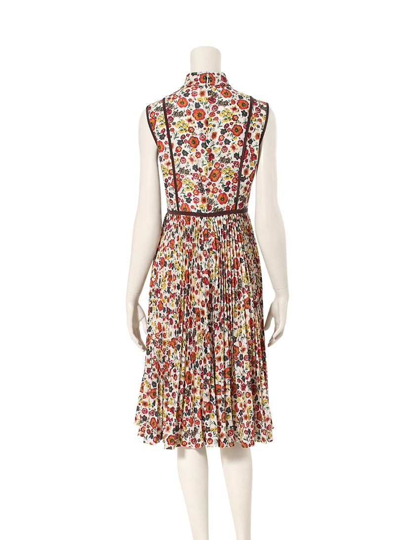 早い者勝ち エポカワンピース赤新品未使用タグ付き ひざ丈ワンピース