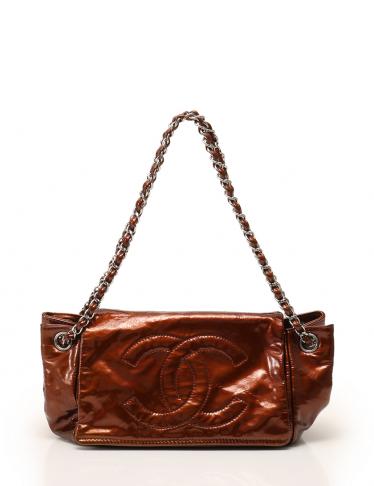 CHANEL・バッグ・チェーンショルダーバッグ エナメルレザー