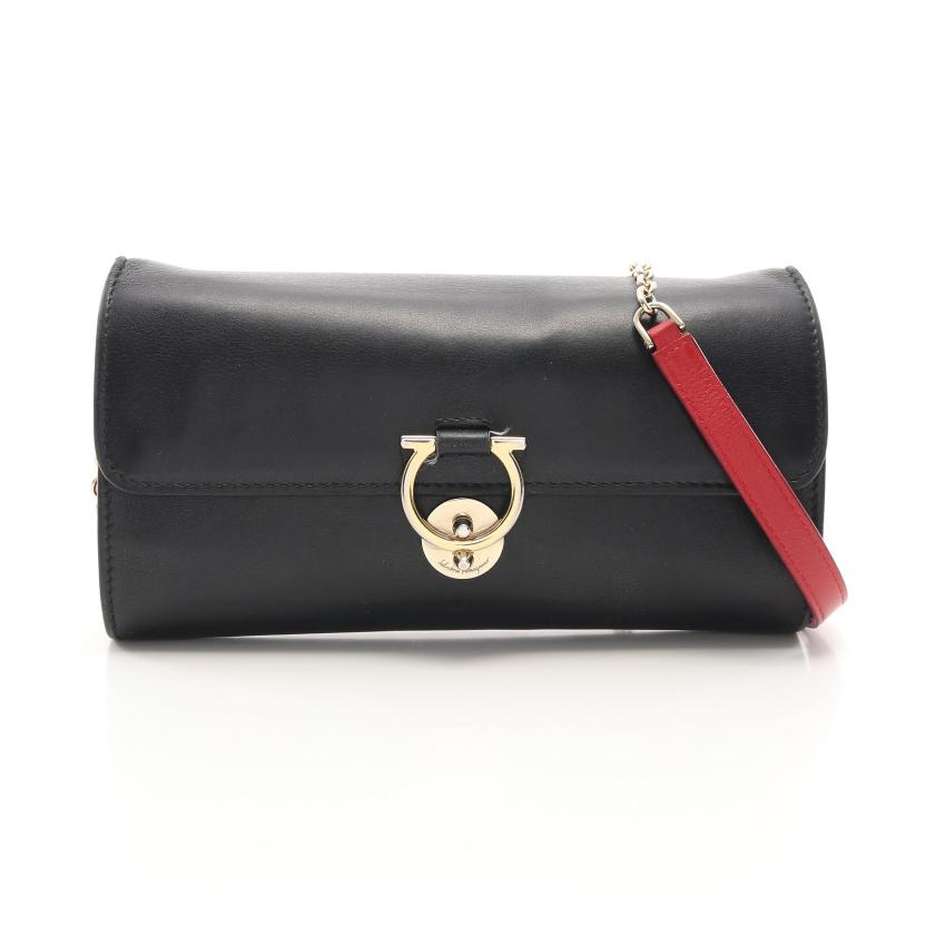 ✨️美品✨️ フェラガモ ガンチーニ チェーンウォレット 長財布 黒 レザー Salvatore Ferragamo・バッグ・ガンチーニ チェーンウォレット