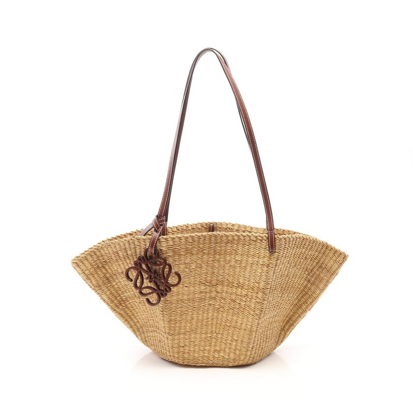 ロエベ Loewe スモール シェル バスケットバッグ かごバッグ ショルダーバッグ エレファントグラス レザー ベージュ ブラウン チャーム付き ハイブランド ブランド専門の中古通販サイト