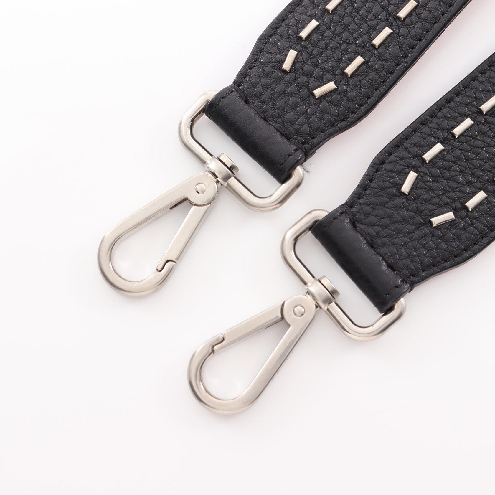 22750円 【期間限定特価】 Nero様ご専用 FENDI ストラップユー ショルダー iPhone ストラップユー ショルダー Nero様ご専用 FENDI キーホルダー