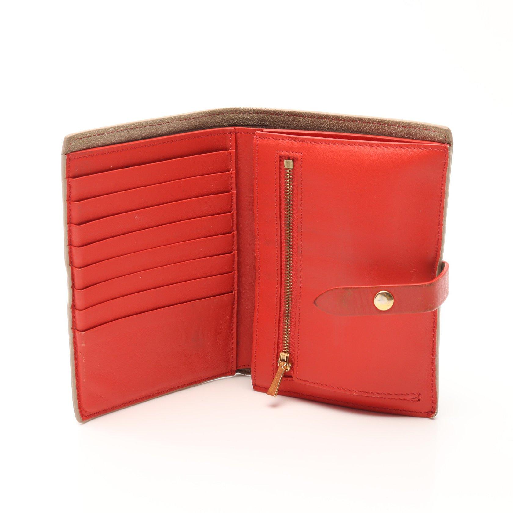 セリーヌ(CELINE)ストラップ|ミディアム|マルチ|ファンクション|二つ折り財布|レザー|グレーベージュ|オレンジレッド|ハイブランド・ブランド専門の中古通販サイト(760368)