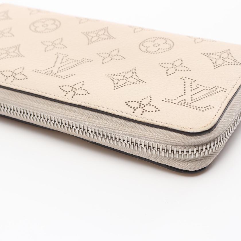 ルイヴィトン(LOUIS VUITTON)ジッピーウォレット|マヒナ|イヴォワール |ラウンドファスナー長財布|レザー|アイボリー|ハイブランド・ブランド専門の中古通販サイト(763688) ルイヴィトン(LOUIS VUITTON)ジッピーウォレット|マヒナ|イヴォワール |ラウンドファスナー長財布|レザー|アイボリー|ハイブランド・ブランド専門の中古通販サイト(763688)