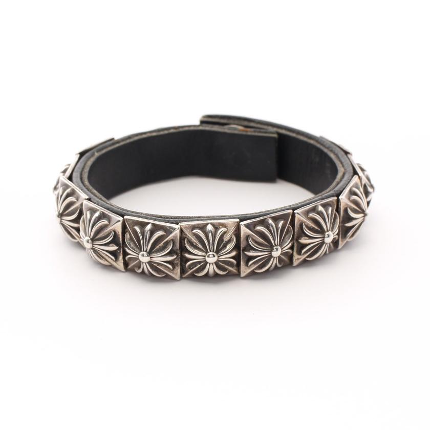 Chrome Hearts・アクセサリー・ゼロピラミッド シングルロー