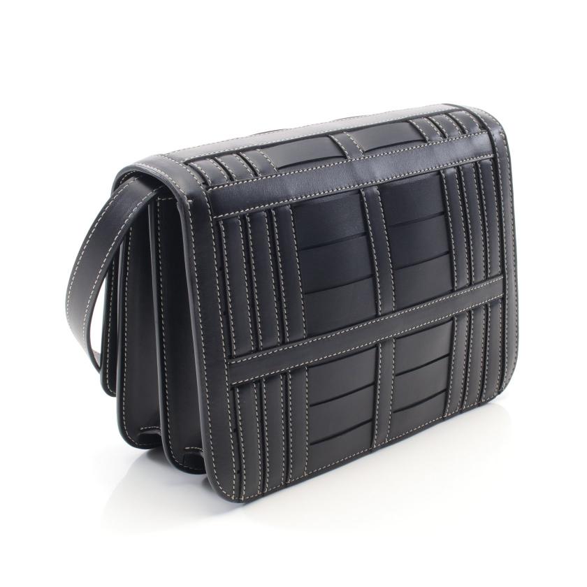 バーバリー(BURBERRY)TB|ミディアム|ショルダーバッグ|レザー|ブラック|ハイブランド・ブランド専門の中古通販サイト(769379) バーバリー(BURBERRY)TB|ミディアム|ショルダーバッグ|レザー|ブラック|ハイブランド・ブランド専門の中古通販サイト(769379)