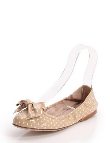 miu miu ビジュー付きフラットシューズ ベージュ 新品miumiuミュウミュウビジューベージュナッパレザーバレリーナ