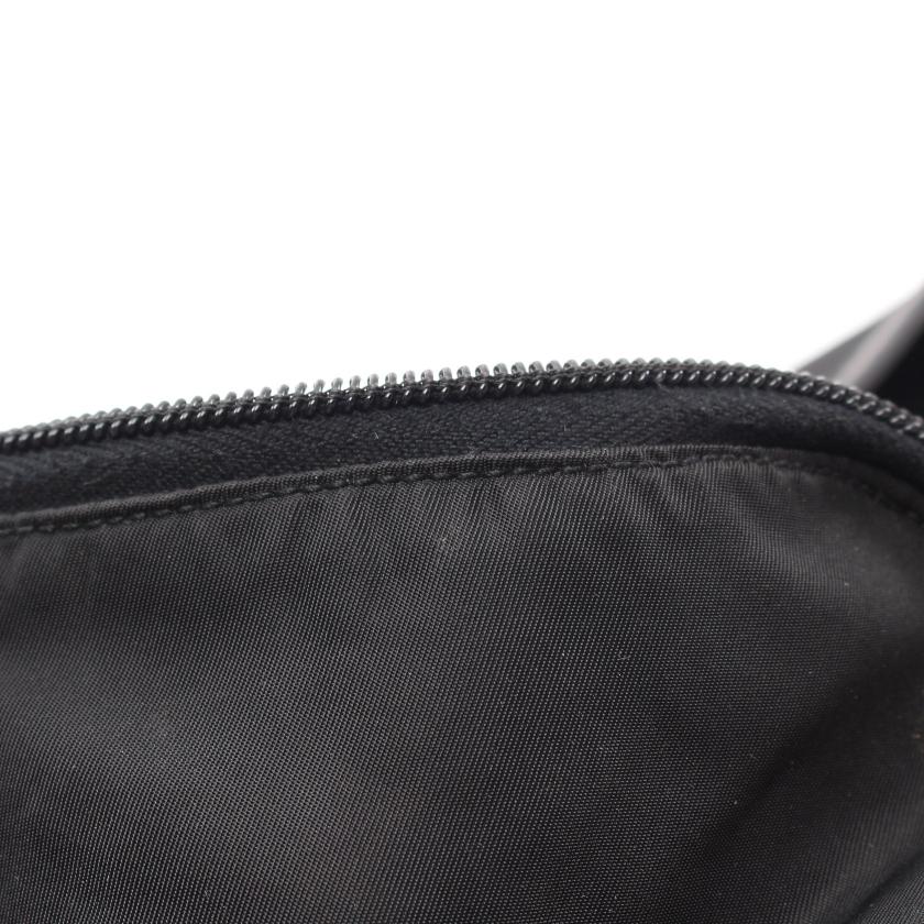 プラダ(PRADA)|ショルダーバッグ|ナイロン|レザー|ブラック|三角プレート|ハイブランド・ブランド専門の中古通販サイト(784514)