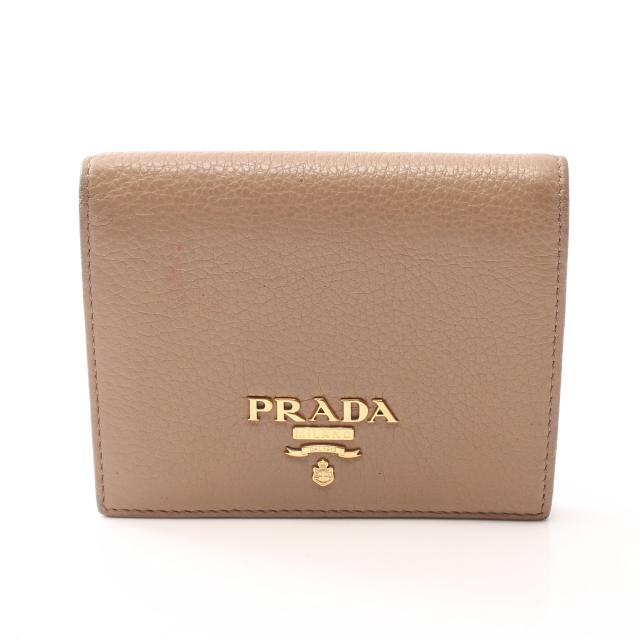 プラダ(PRADA)Wホック|二つ折り財布|サフィアーノレザー|ピンク 公式サイト プラダ PRADA Wホック二つ折り財布 ピンク サフィアーノレザー 折り財布