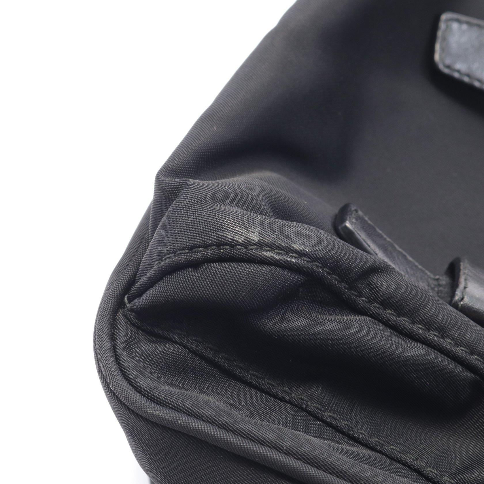 プラダ(PRADA)|ショルダーバッグ|ナイロン|レザー|ブラック|三角プレート|ハイブランド・ブランド専門の中古通販サイト(790570)