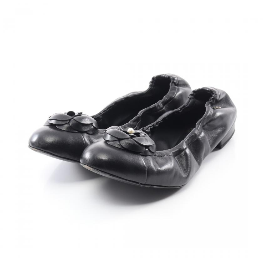 CHANEL・シューズ・カメリア バレエシューズ レザー ブラック｜【公式