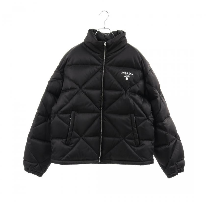 プラダ ポリアミド ダウンジャケット L 42 ♦Niko♦ プラダ ポリアミド ダウンジャケット L 42 ♢Niko様 専用♢ - メルカリ