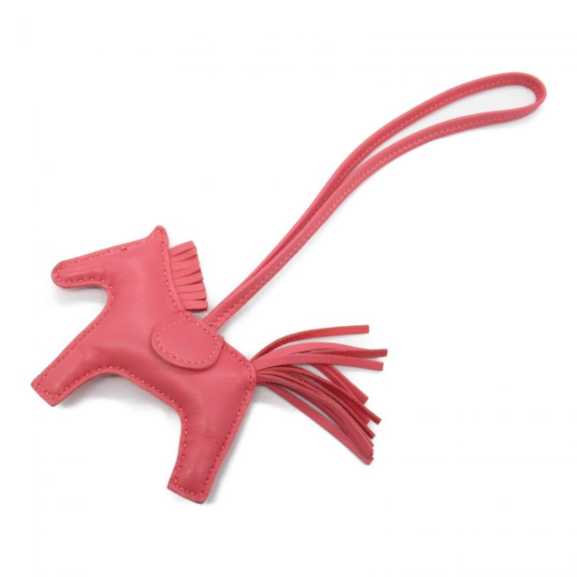 HERMES・アクセサリー・ロデオPM ローズアザレ バッグチャーム チャーム レザー アニョーミロ ピンク ローズアザレ Y刻印