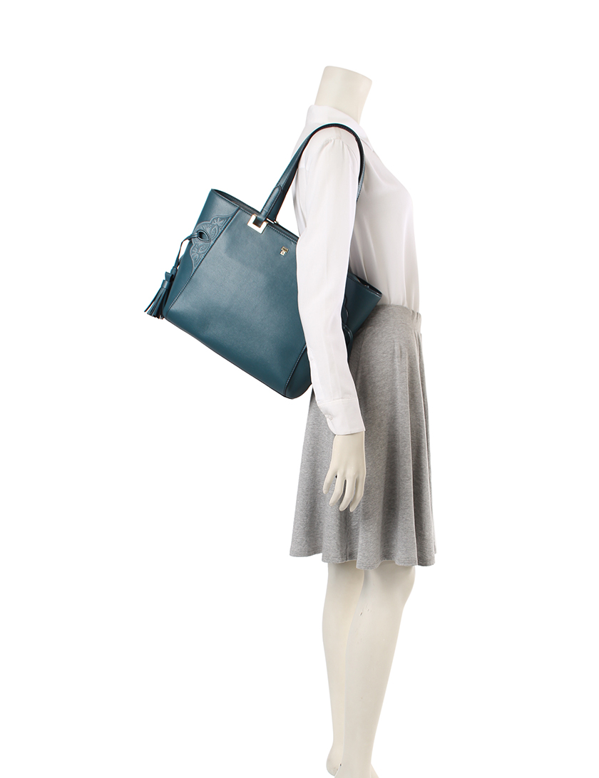 アナスイ Anna Sui トートバッグ レザー 青緑 タッセル ハイブランド ブランド専門の中古通販サイト 6847