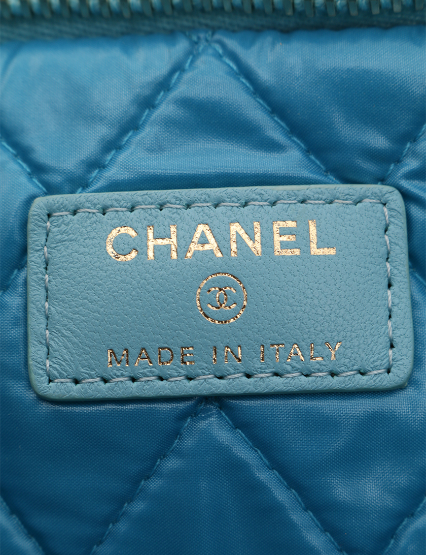 シャネル(CHANEL)|クラッチバッグ|レザー|青|マルチカラー|パッチワーク|タッセル|ハイブランド・ブランド専門の中古通販サイト(226471)