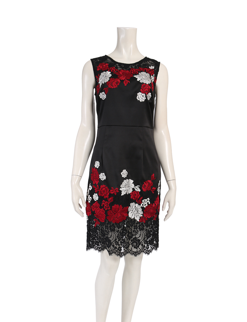 ラブモスキーノ Love Moschino ワンピース レース 花柄刺繍 黒 赤 白 ハイブランド ブランド専門の中古通販サイト