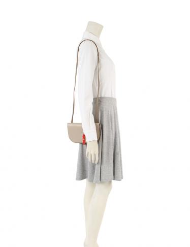 セリーヌ(CELINE)ポシェット|ショルダーバッグ|レザー|ベージュ ...