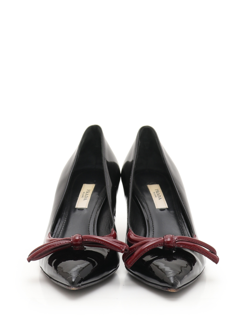 プラダ(PRADA)パンプス|エナメルレザー|黒|ボルドー|リボン|ハイブランド・ブランド専門の中古通販サイト(277629)