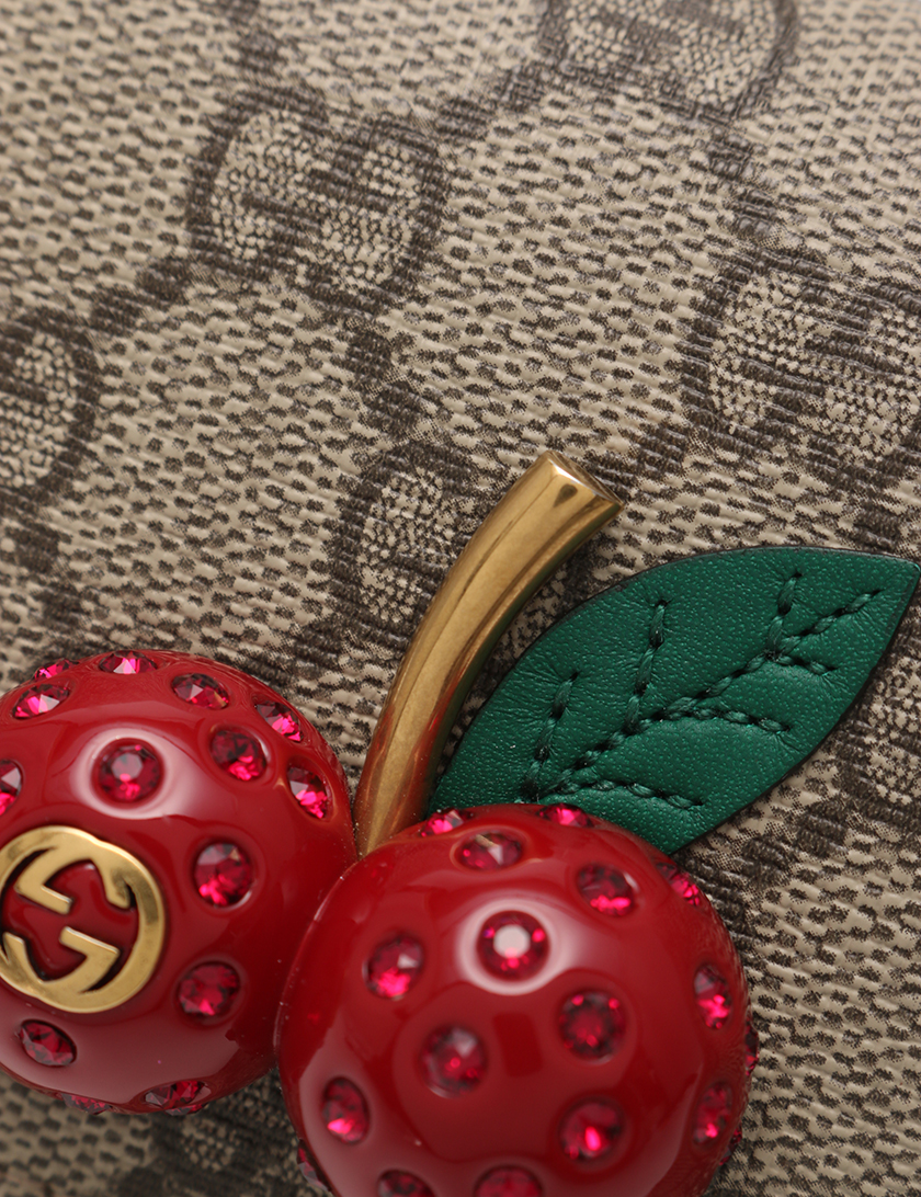 グッチ(GUCCI)GGスプリーム|二つ折り財布|PVC|レザー|ベージュ ...