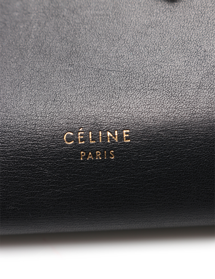 セリーヌ(CELINE)ストラップミディアム|マルチファンクション|二つ折り財布|レザー|黒|ピンク|ハイブランド・ブランド専門の中古通販サイト(327416)